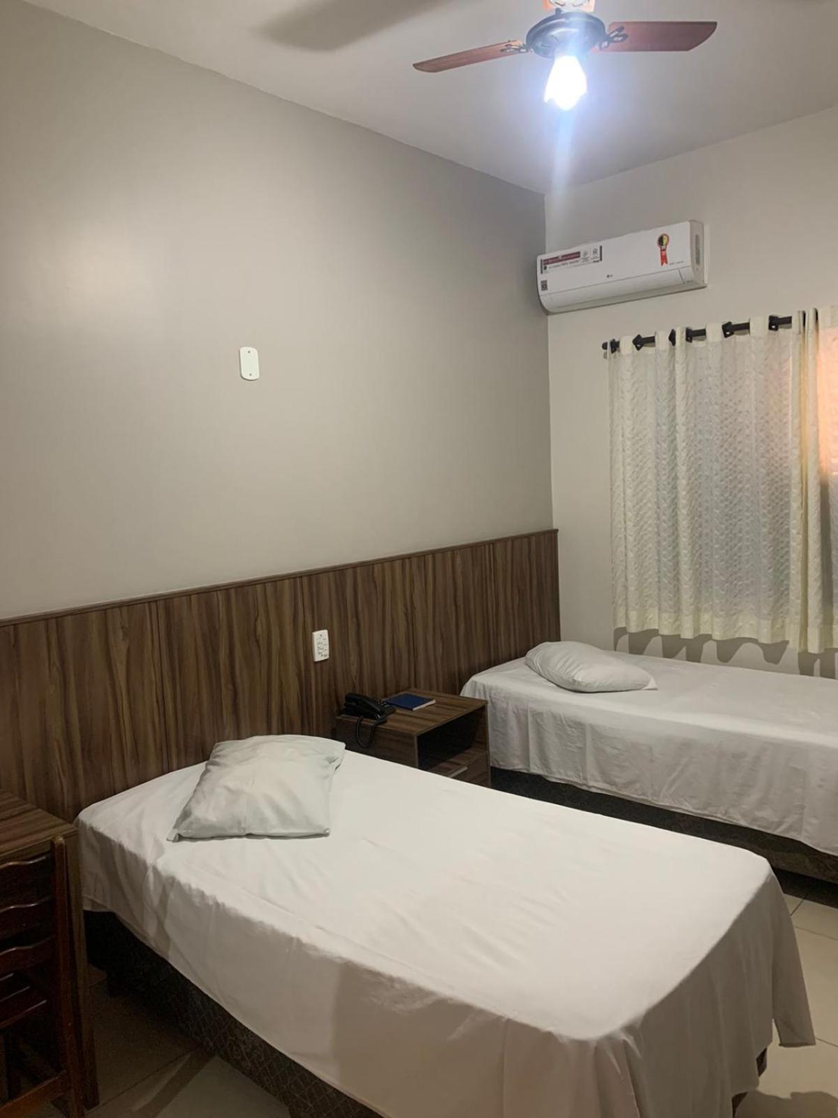 Hotel London أراراكوارا المظهر الخارجي الصورة